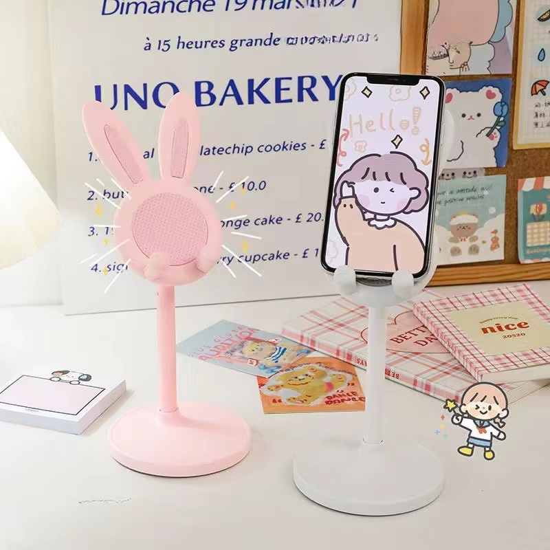The cute bunny mobile phone stand can lift and adjust the accessories of the desktop phone stand; it opens the phone.